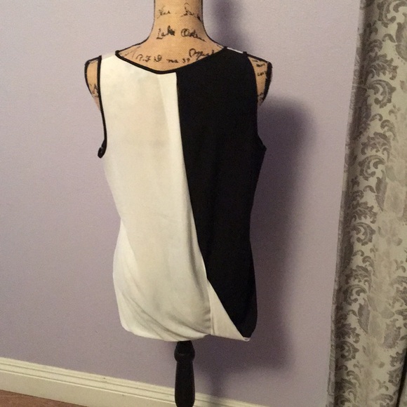 Express Top - Picture 2 of 4